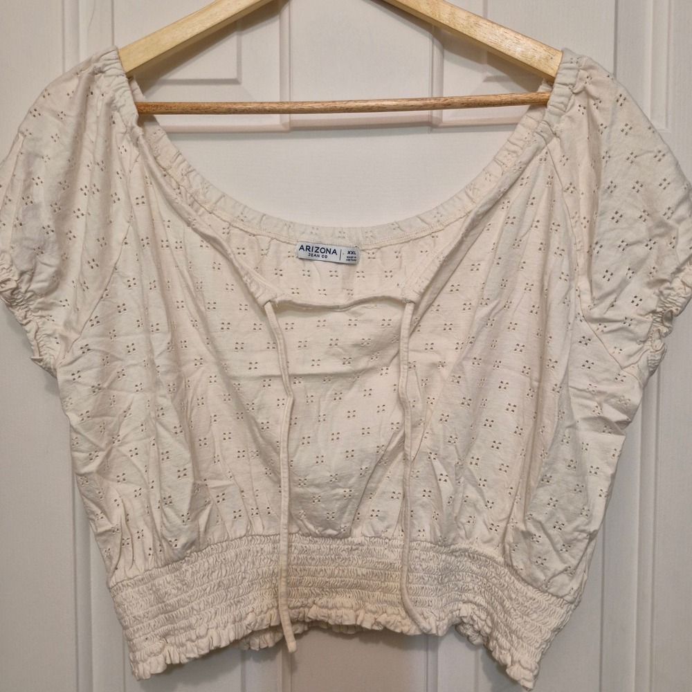 Arizona Jean Co Womens XXL Cream Eyelet Smocked Waist Boho Peasant Crop Top - Picture 1 of 3